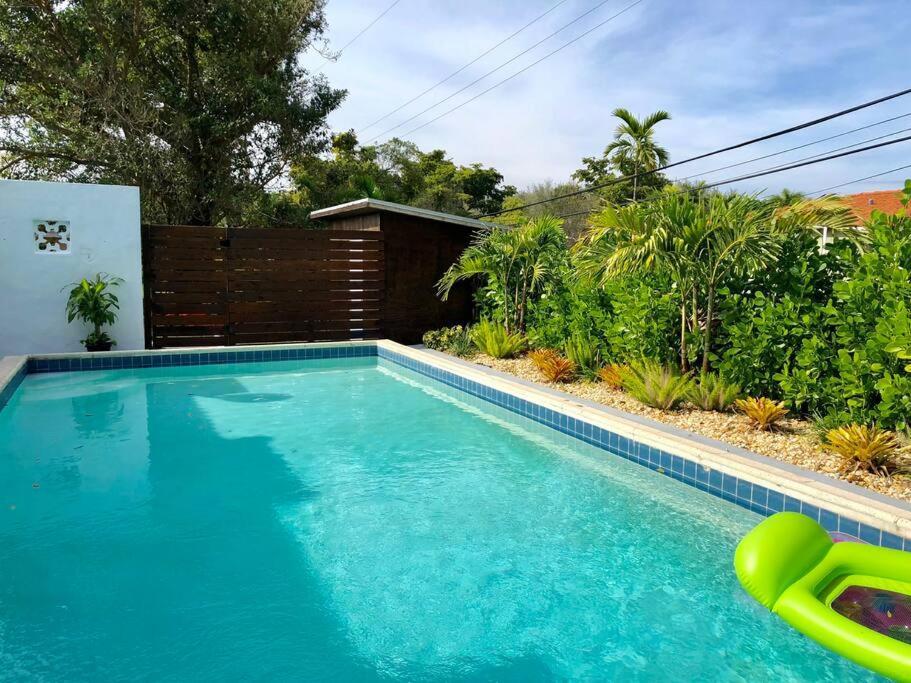 House With Pool And Bbq, 12 Min To The Beach Miami Shores Exterior photo