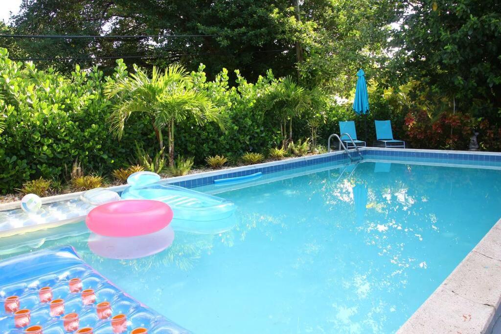 House With Pool And Bbq, 12 Min To The Beach Miami Shores Exterior photo